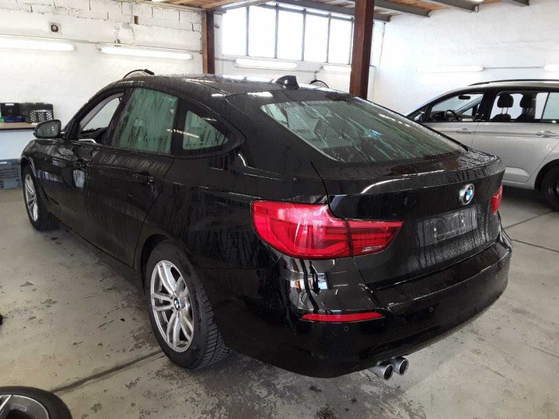 Bmw 3 Series 320d - Diesel - Manual - 124 520 km