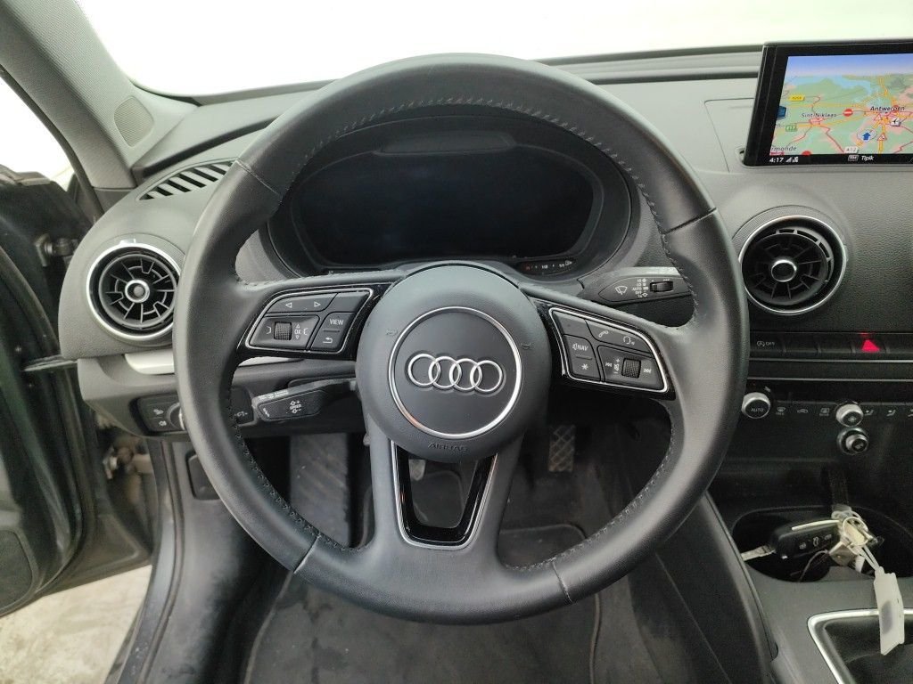 Audi A3 30 TFSI - Benzine - Manual - 163 234 km