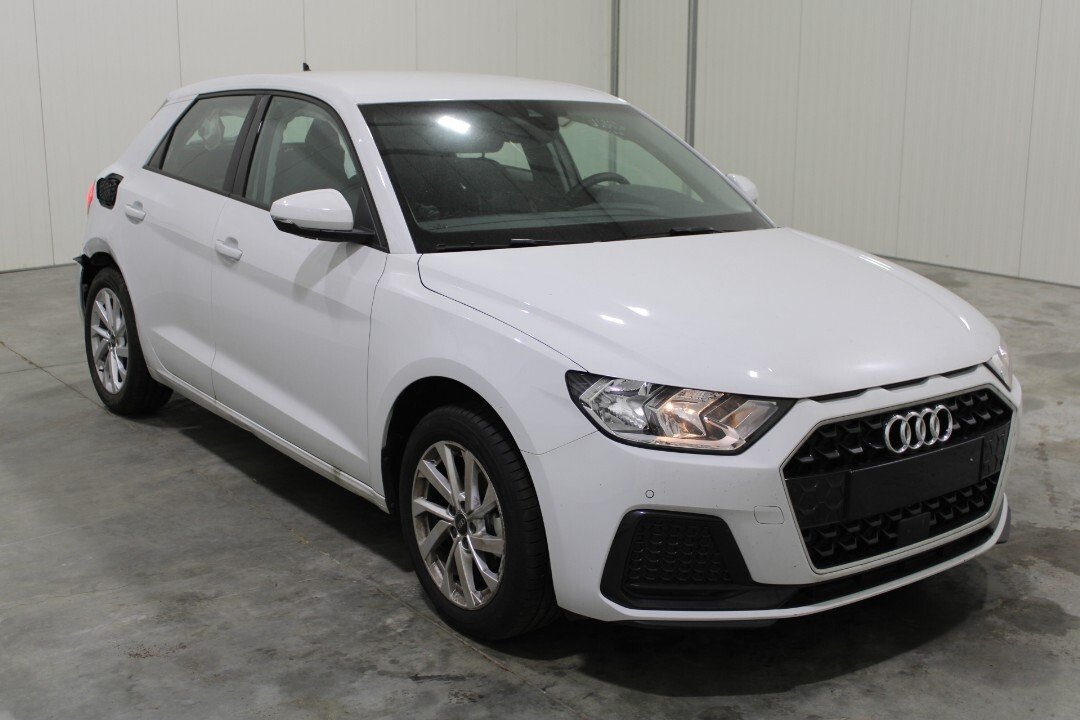 Audi A1 25 TFSI - Benzine - Manual - 3 308 km