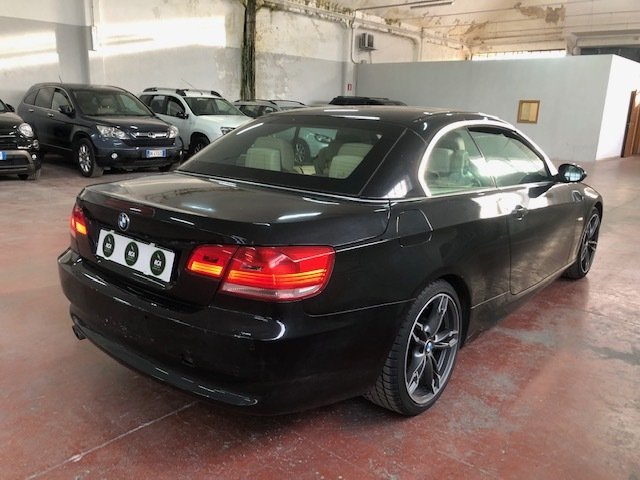 Bmw 3 Series 320d - Diesel - Automatic - 182 610 km