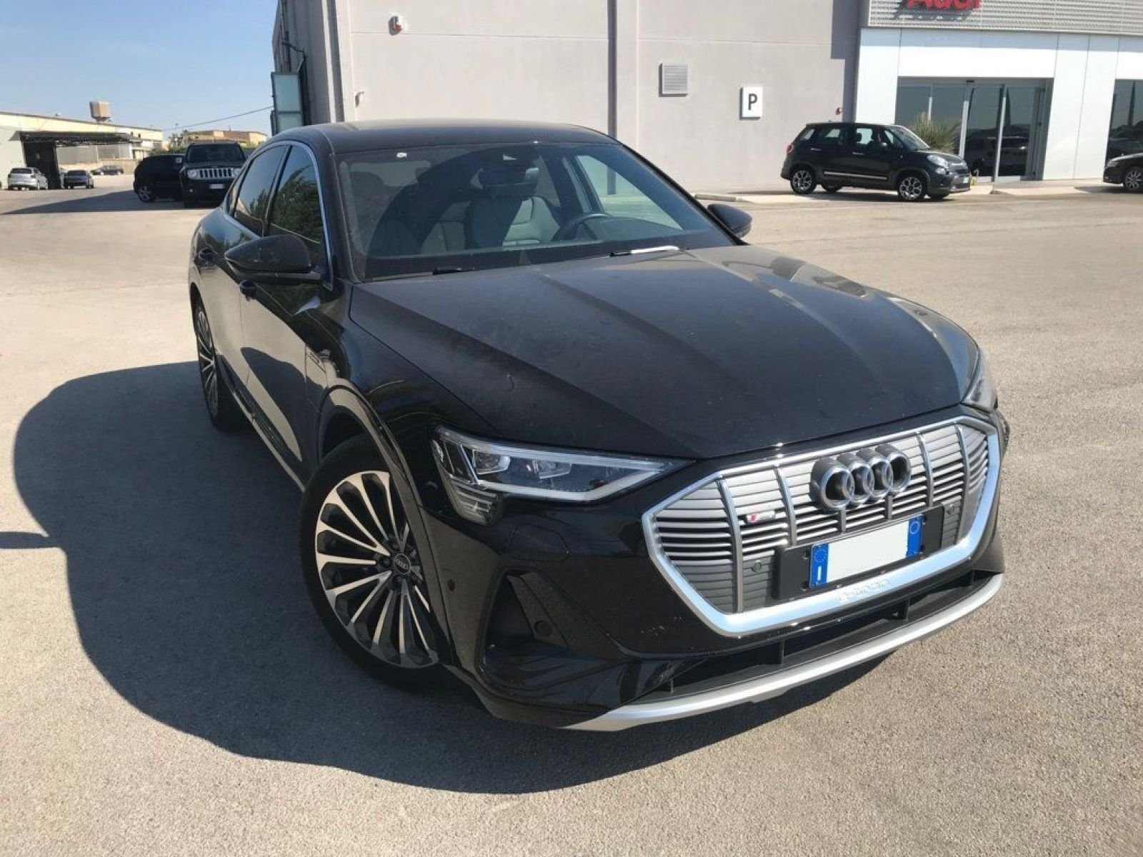 Audi E-Tron 55 - Electric - Automatic - 14 257 km