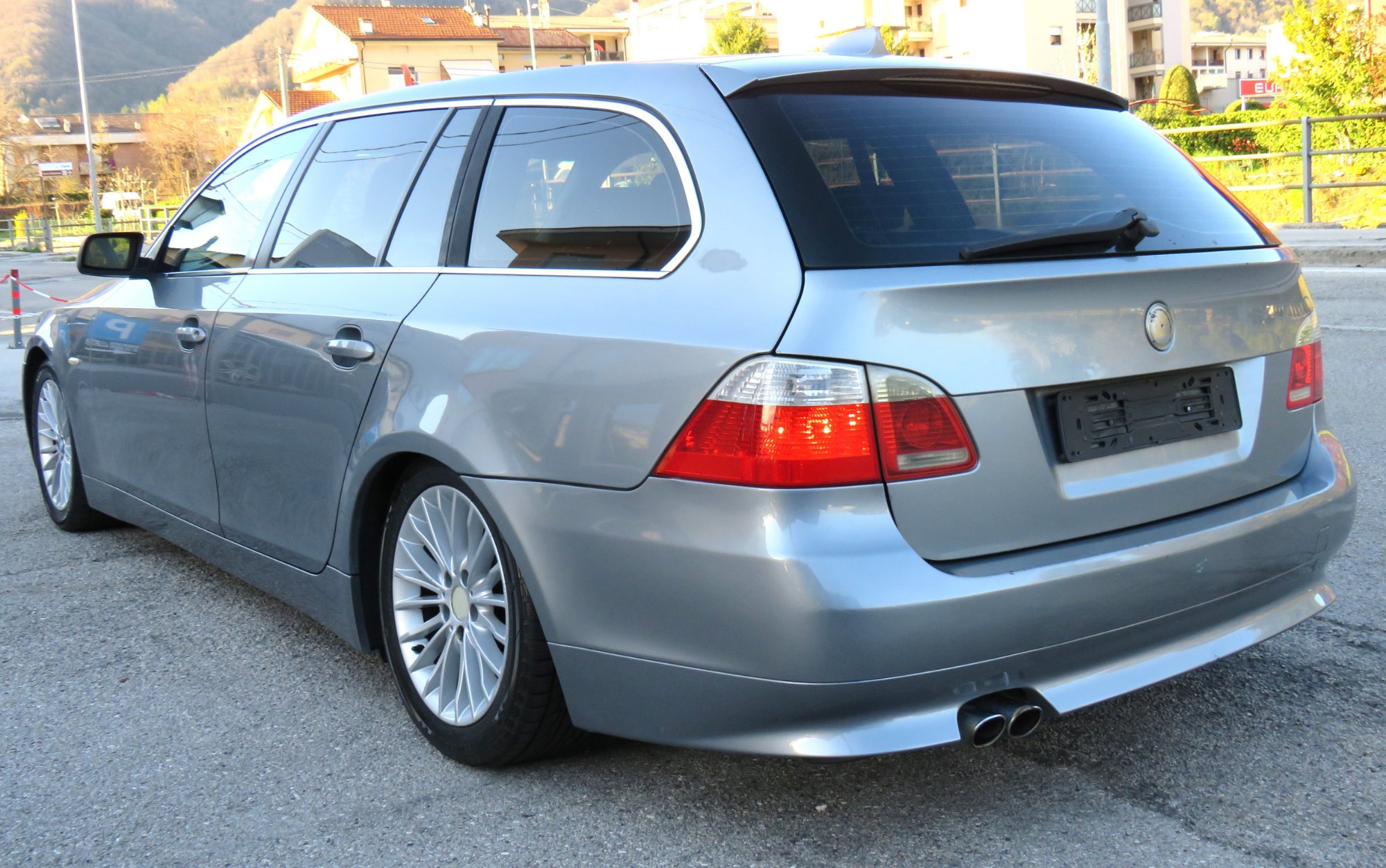 Bmw 5 Series 525 - Diesel - Manual - 472 971 km