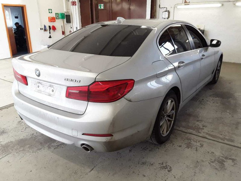 Bmw 5 Series 520 - Diesel - Manual - 80 826 km