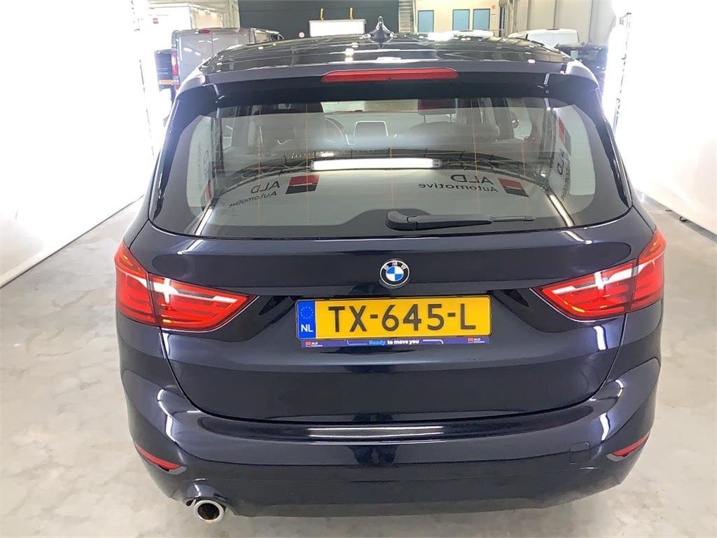 Bmw 2 Series 218i - Benzine - Automatic - 68 200 km