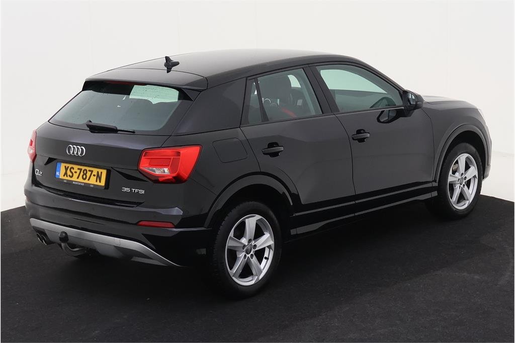 Audi Q2 35 TFSI - Benzine - Manual - 76 600 km