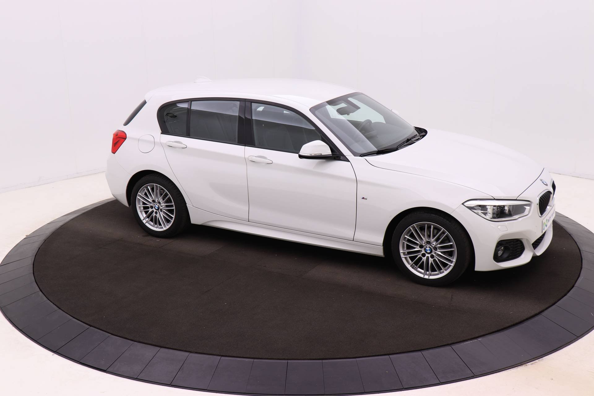 Bmw 1 Series 120i - Benzine - Automatic - 55 511 km