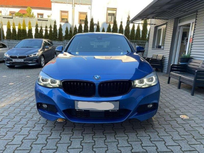 Bmw 3 Series 320i - Benzine - Automatic - 24 951 km