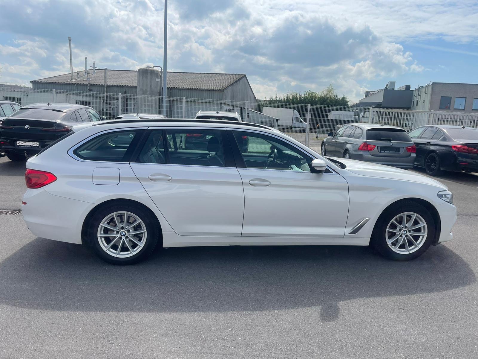 Bmw 5 Series 520 - Diesel - Automatic - 275 247 km