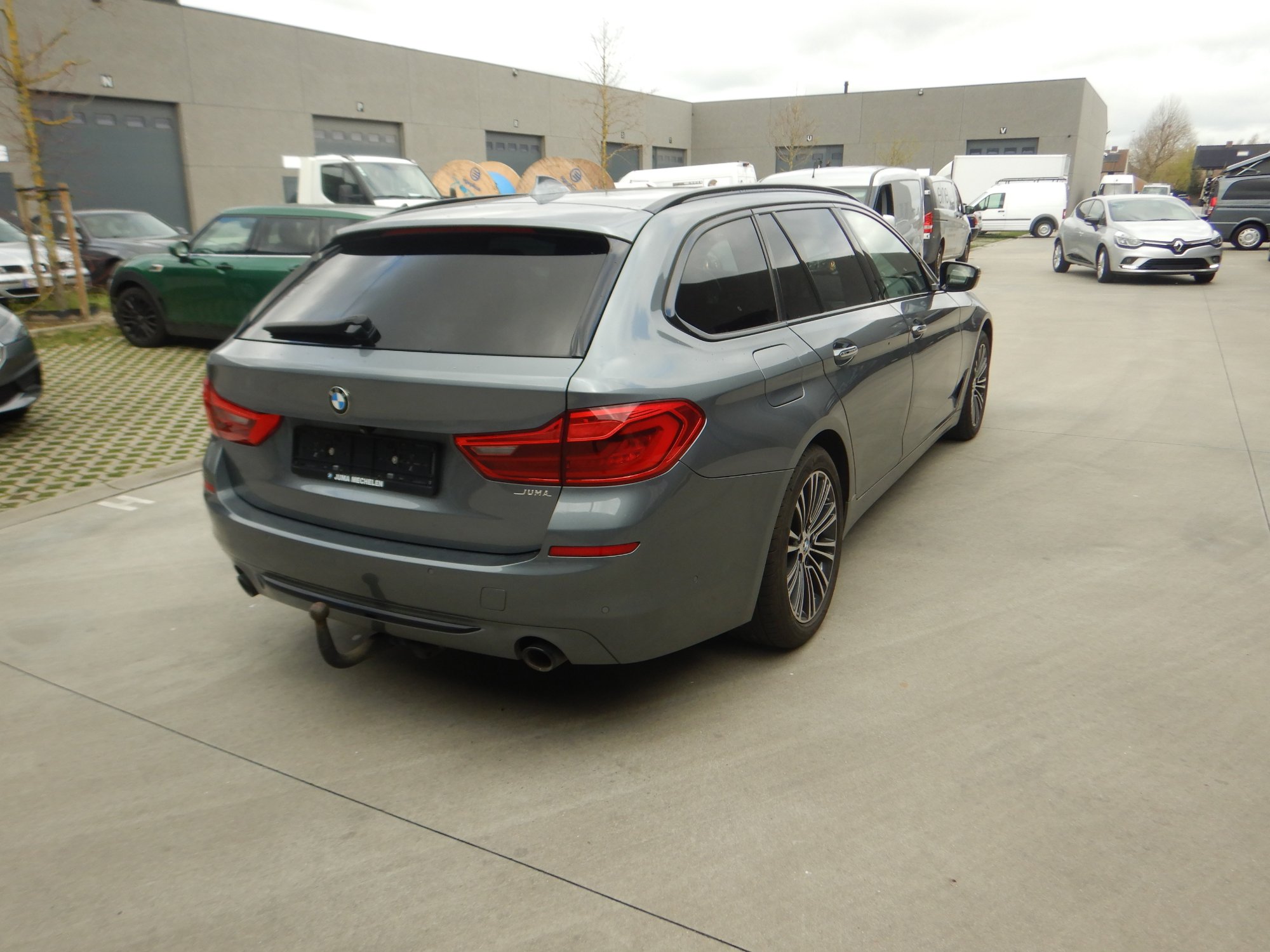 Bmw 5 Series 520 - Diesel - Automatic - 181 593 km