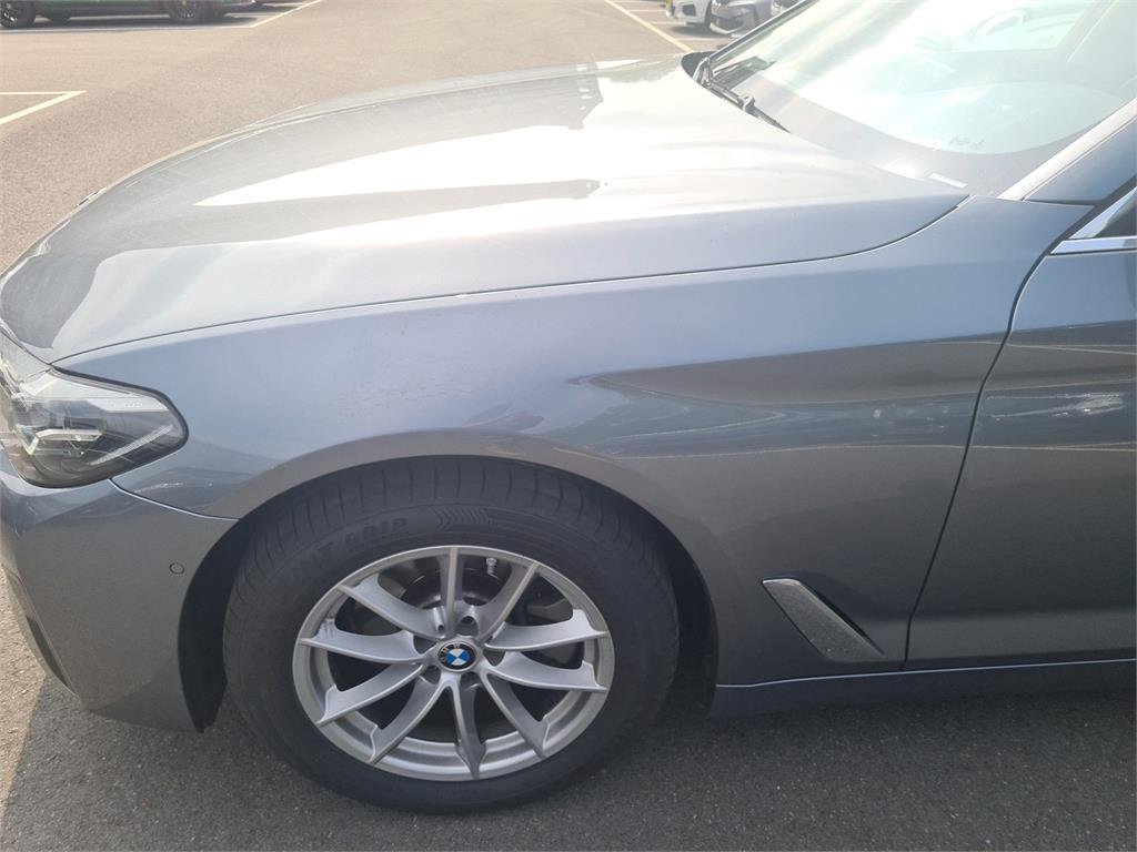 Bmw 5 Series 520d - Hybride - Automatic - 136 044 km