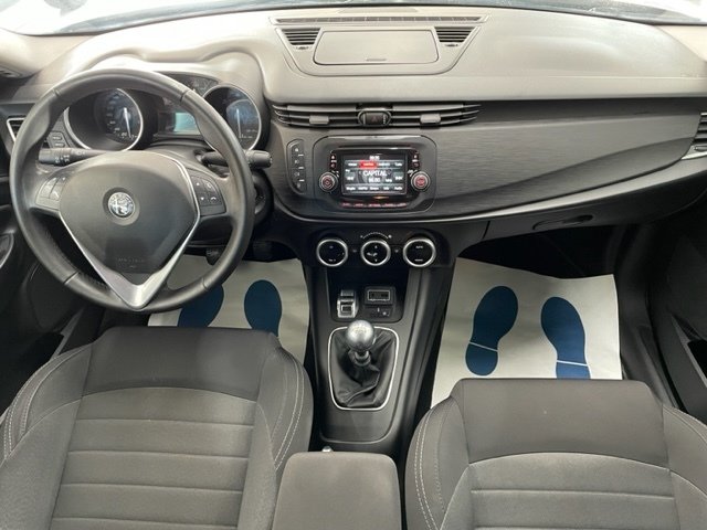 Alfa romeo Giulietta 1.6 JTDm - Diesel - Manual - 184 655 km