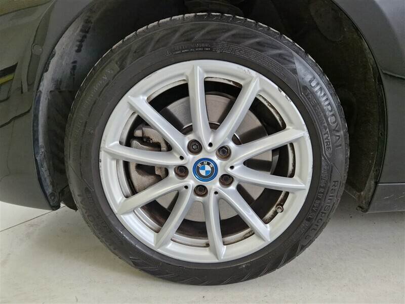 Bmw 2 Series 225e - Hybride - Automatic - 93 430 km