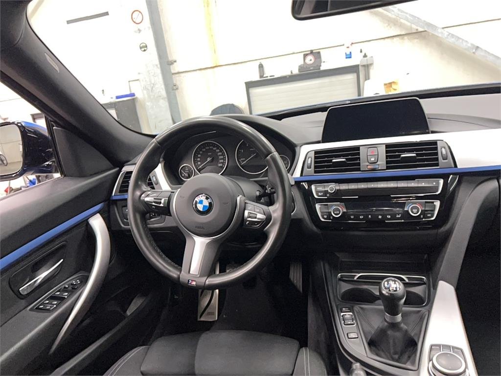 Bmw 3 Series 320d - Diesel - Manual - 103 228 km