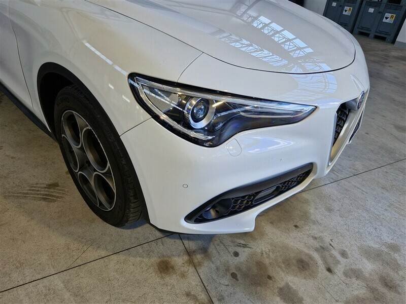 Alfa romeo Stelvio 2.2 - Diesel - Automatic - 194 233 km