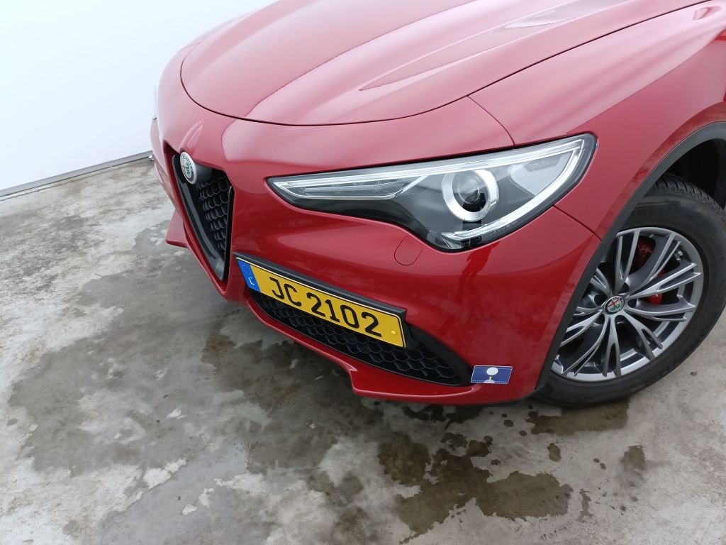 Alfa romeo Stelvio 2.0 - Benzine - Automatic - 43 455 km