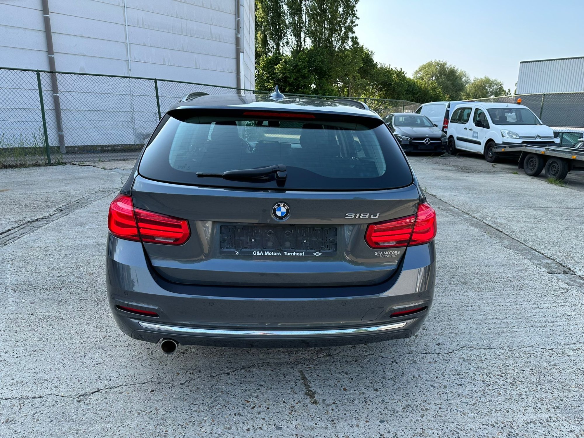 Bmw 3 Series 318d - Diesel - Automatic - 219 703 km