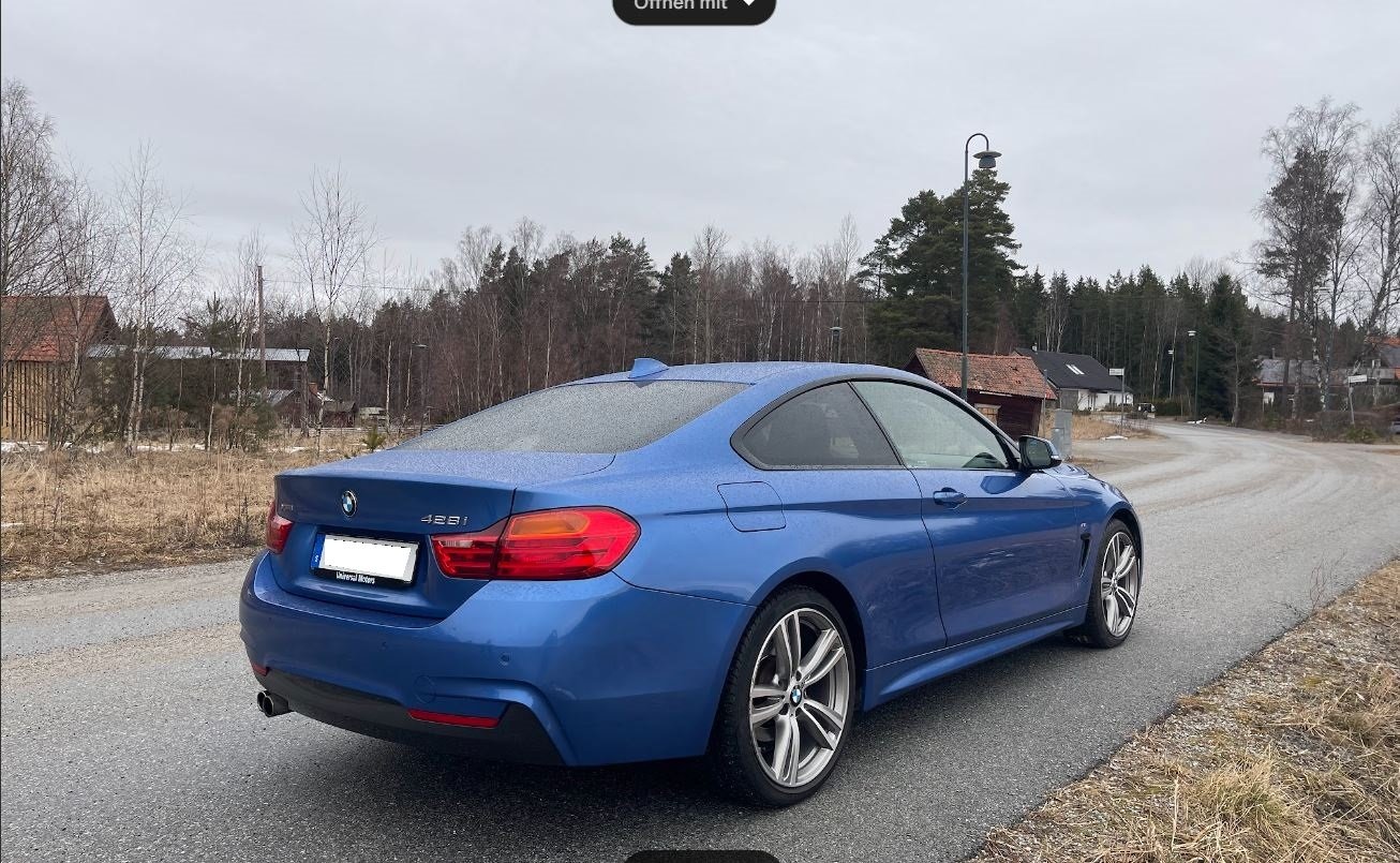 Bmw 4 Series 428i - Benzine - Automatic - 140 000 km