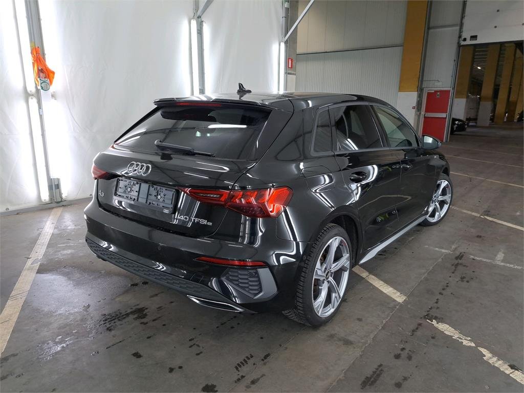 Audi A3 40 TFSI - Hybride - Automatic - 23 755 km