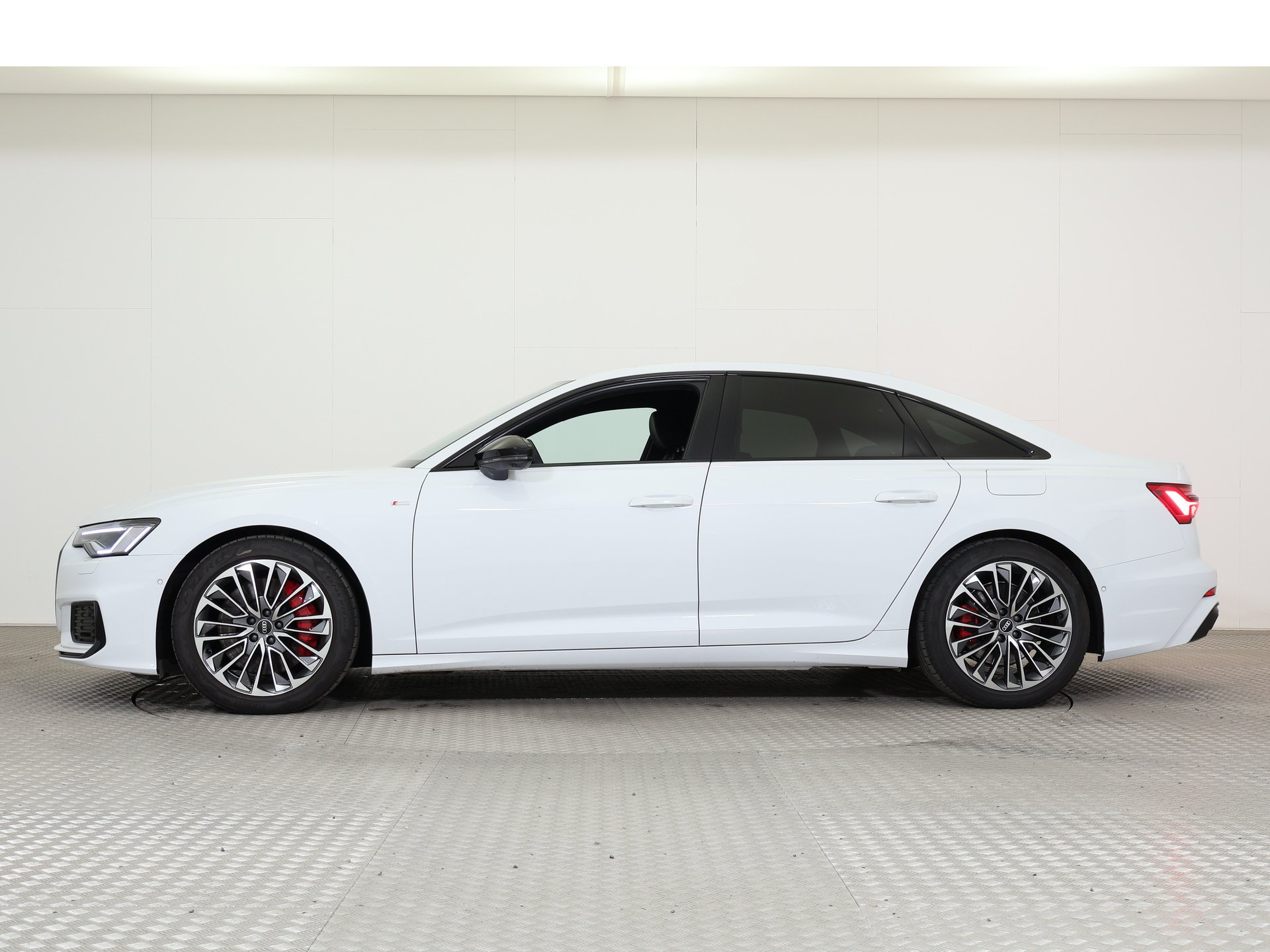 Audi A6 55 TFSI - Hybride - Automatic - 12 935 km