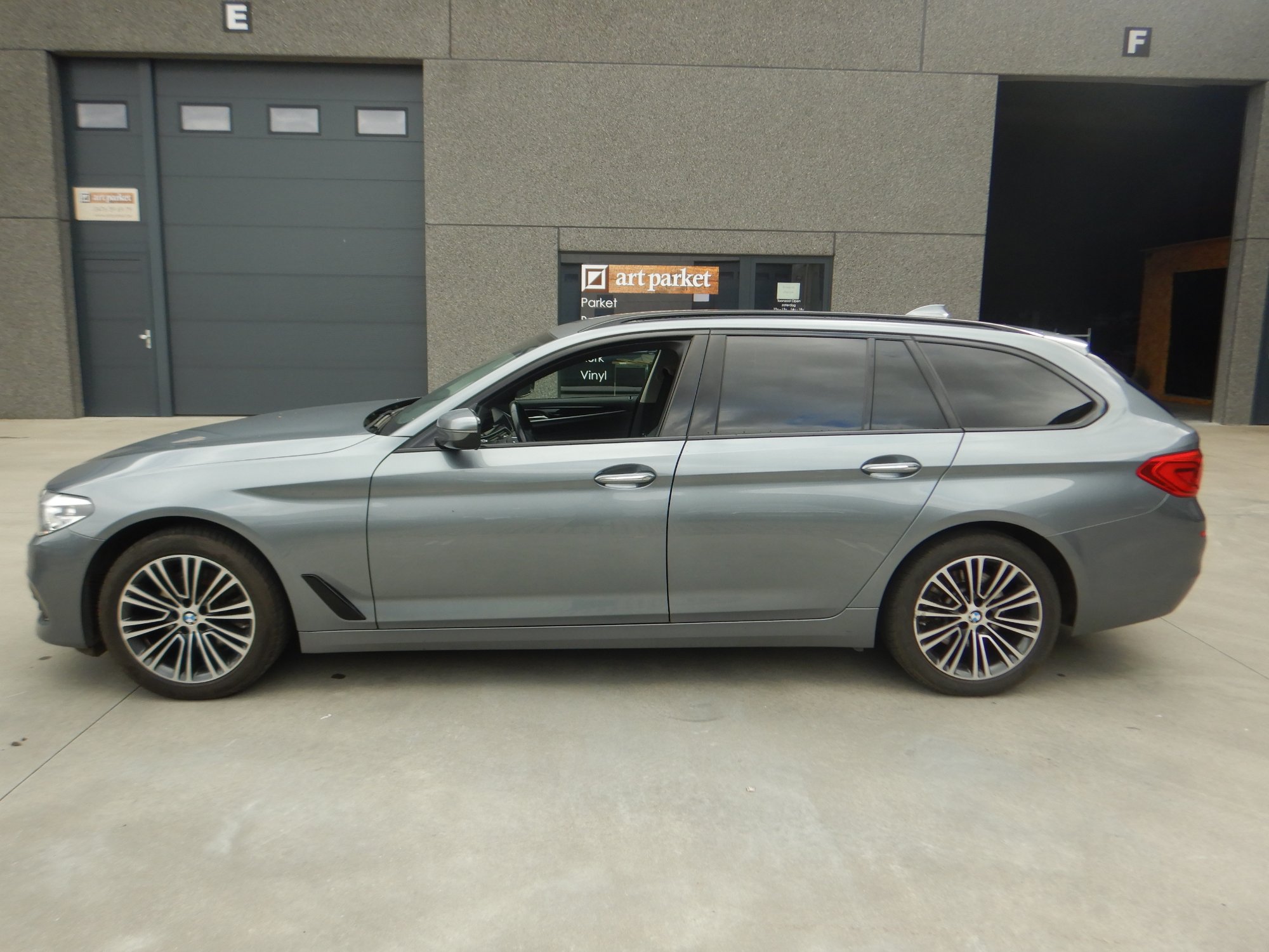 Bmw 5 Series 520 - Diesel - Automatic - 181 593 km