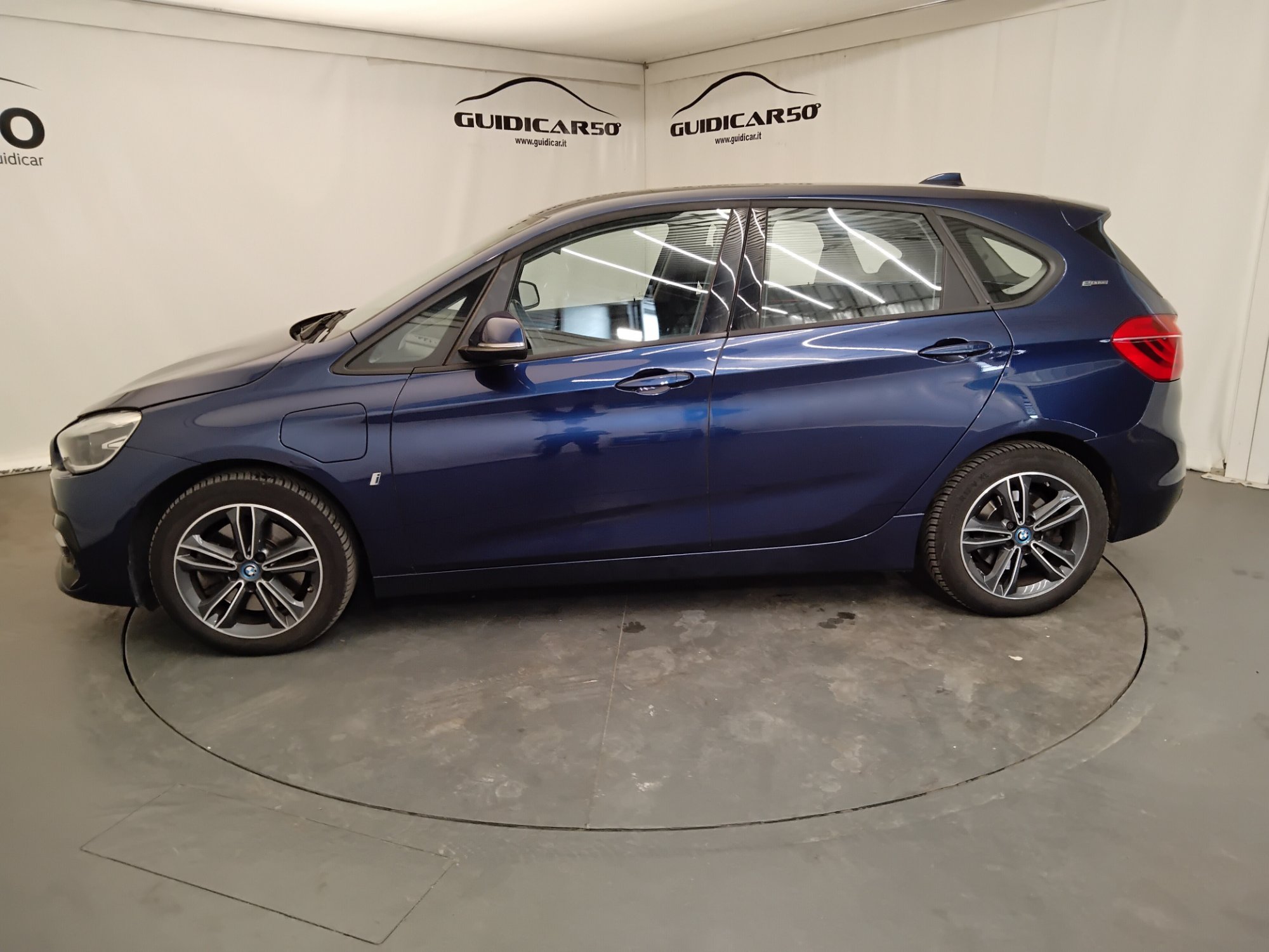 Bmw 2 Series 225e - Hybride - Automatic - 124 496 km