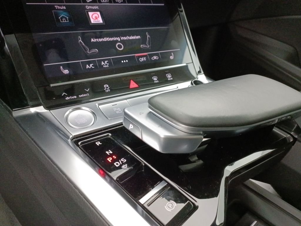 Audi E-Tron 50 - Electric - Automatic - 42 093 km