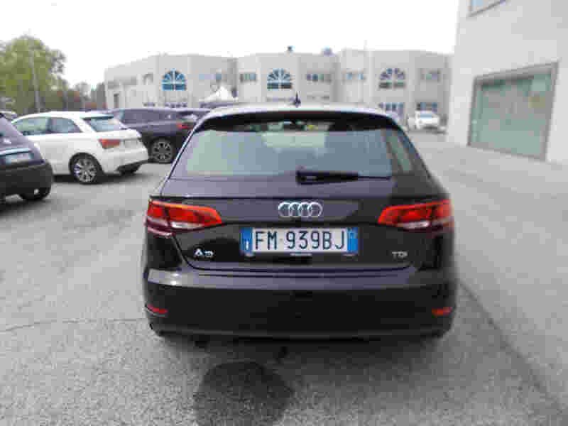 Audi A3 30 - Diesel - Manual - 216 406 km