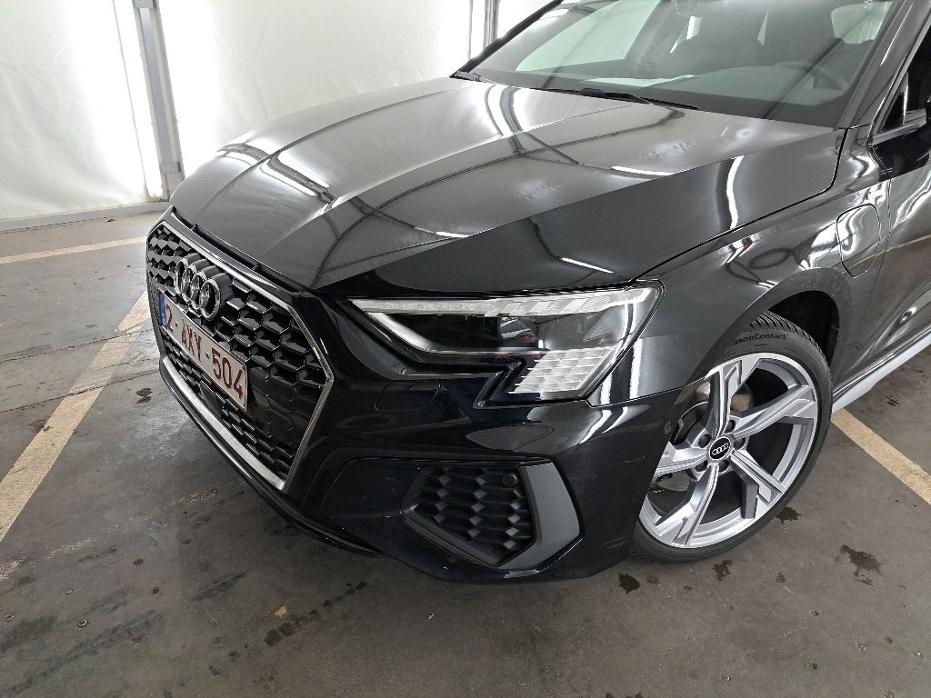 Audi A3 40 TFSI - Hybride - Automatic - 23 755 km