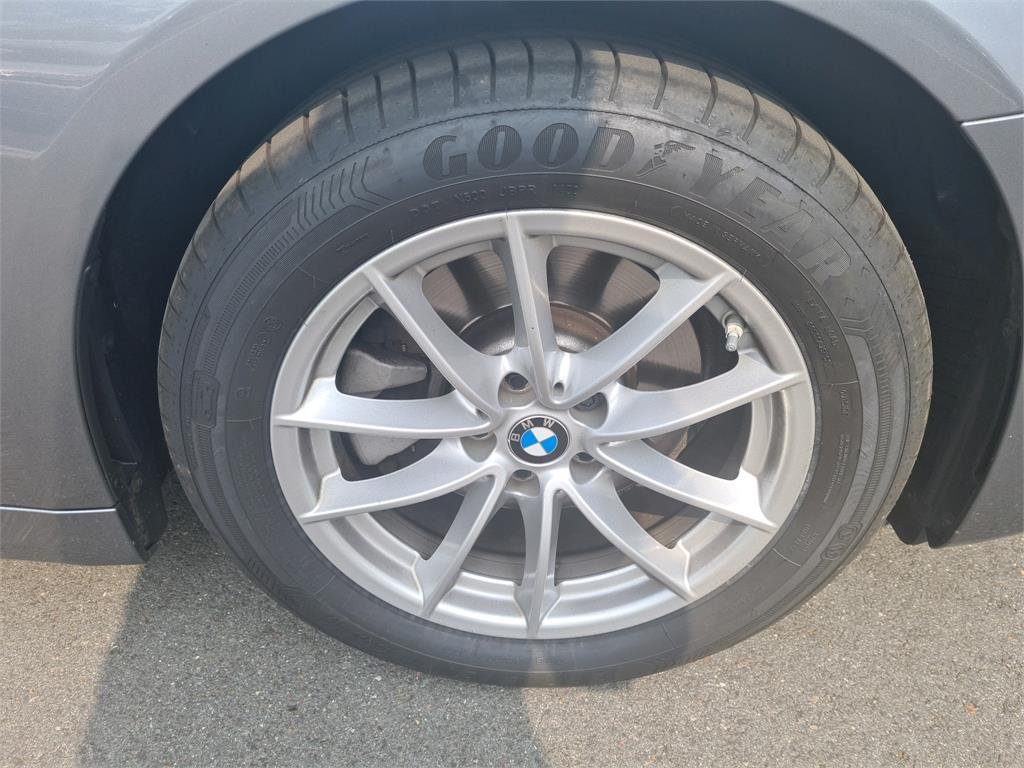 Bmw 5 Series 520d - Hybride - Automatic - 136 044 km