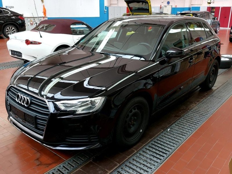 Audi A3 1.6 TDI - Diesel - Manual - 145 994 km