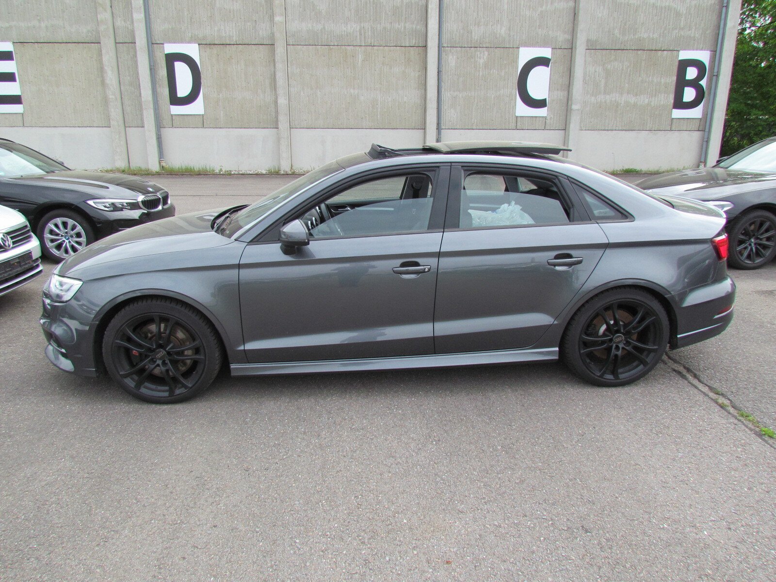 Audi A3 - - Benzine - Automatic - 72 494 km