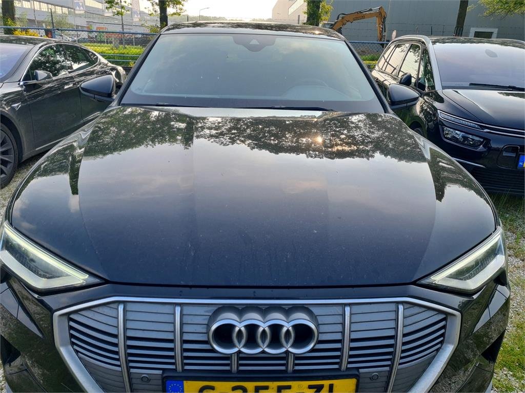 Audi E-Tron 55 - Electric - Automatic - 186 903 km