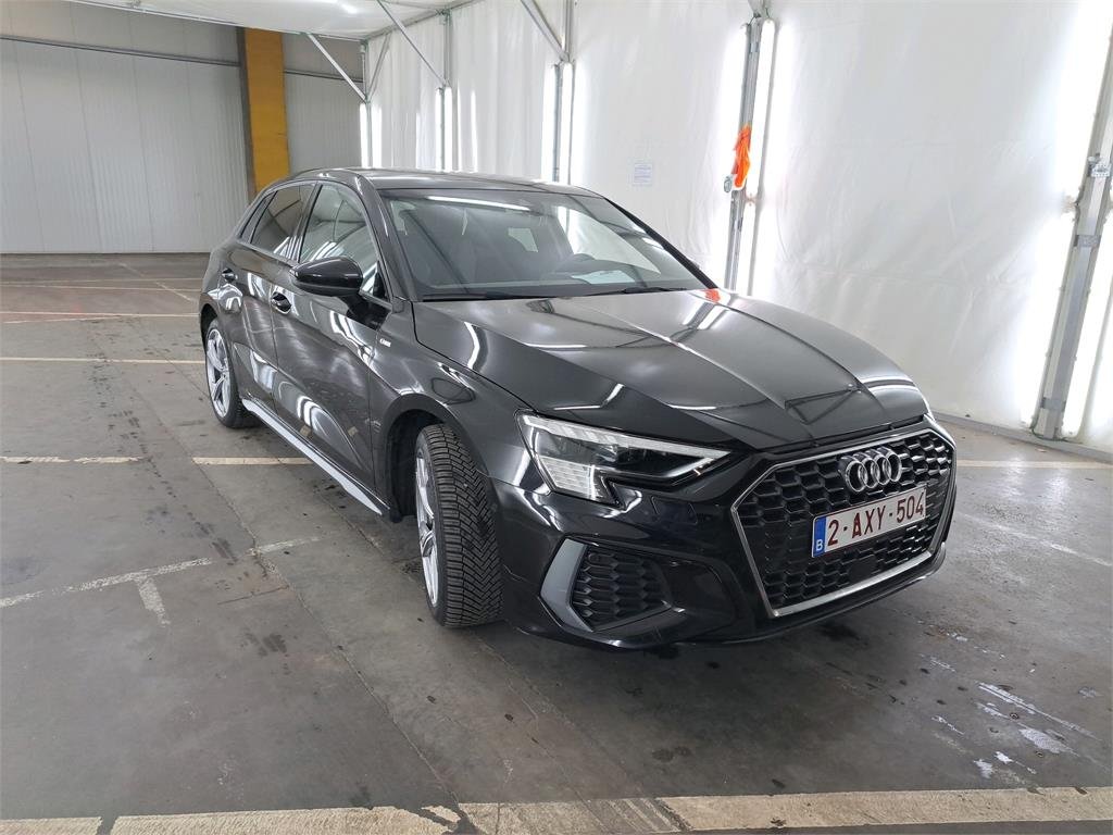 Audi A3 40 TFSI - Hybride - Automatic - 23 755 km