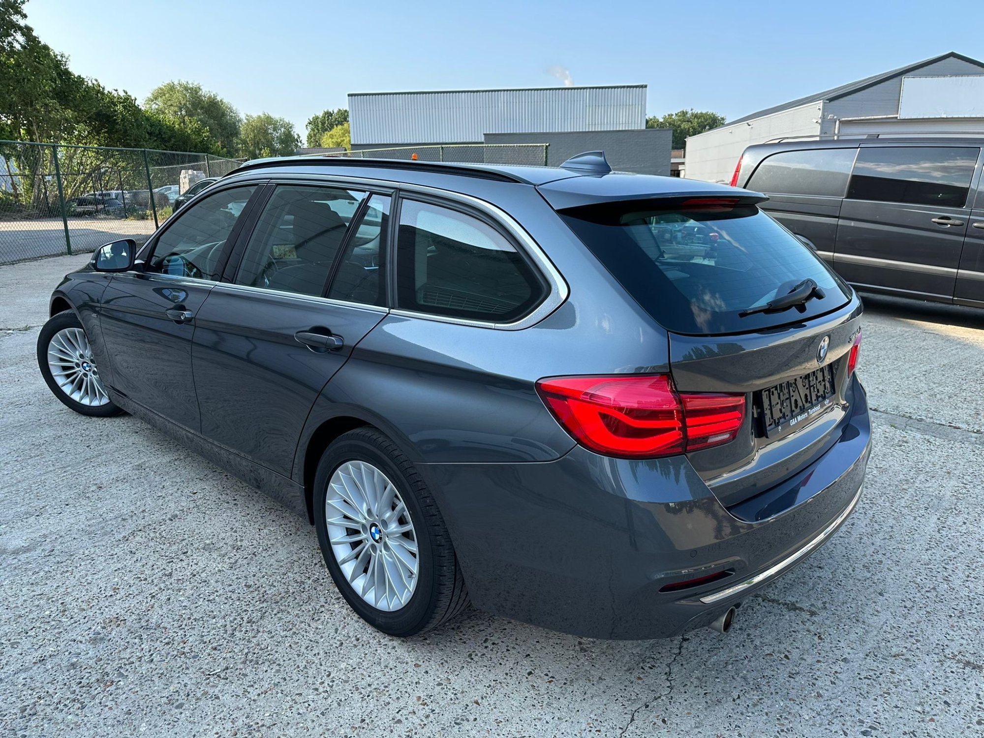 Bmw 3 Series 318d - Diesel - Automatic - 219 703 km