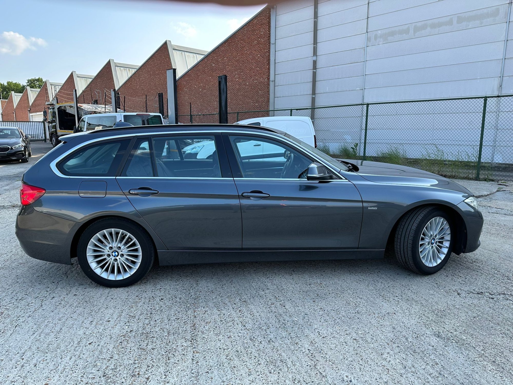 Bmw 3 Series 318d - Diesel - Automatic - 219 703 km