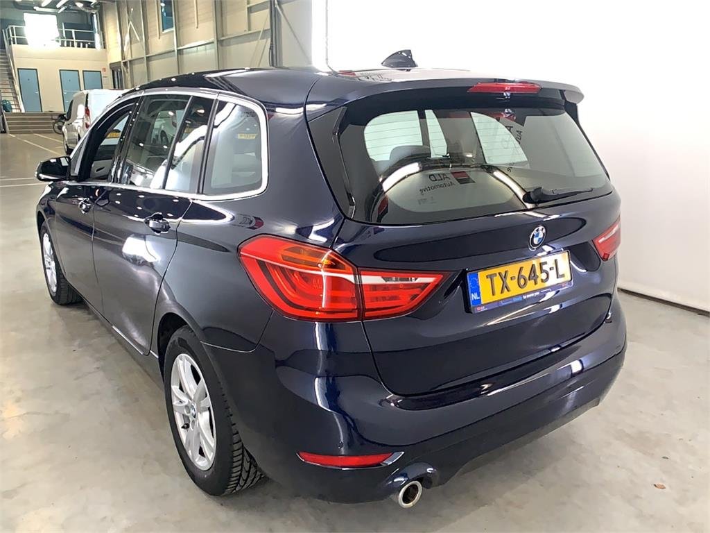 Bmw 2 Series 218i - Benzine - Automatic - 68 200 km