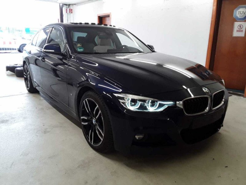 Bmw 3 Series 330e - Hybride - Automatic - 74 821 km