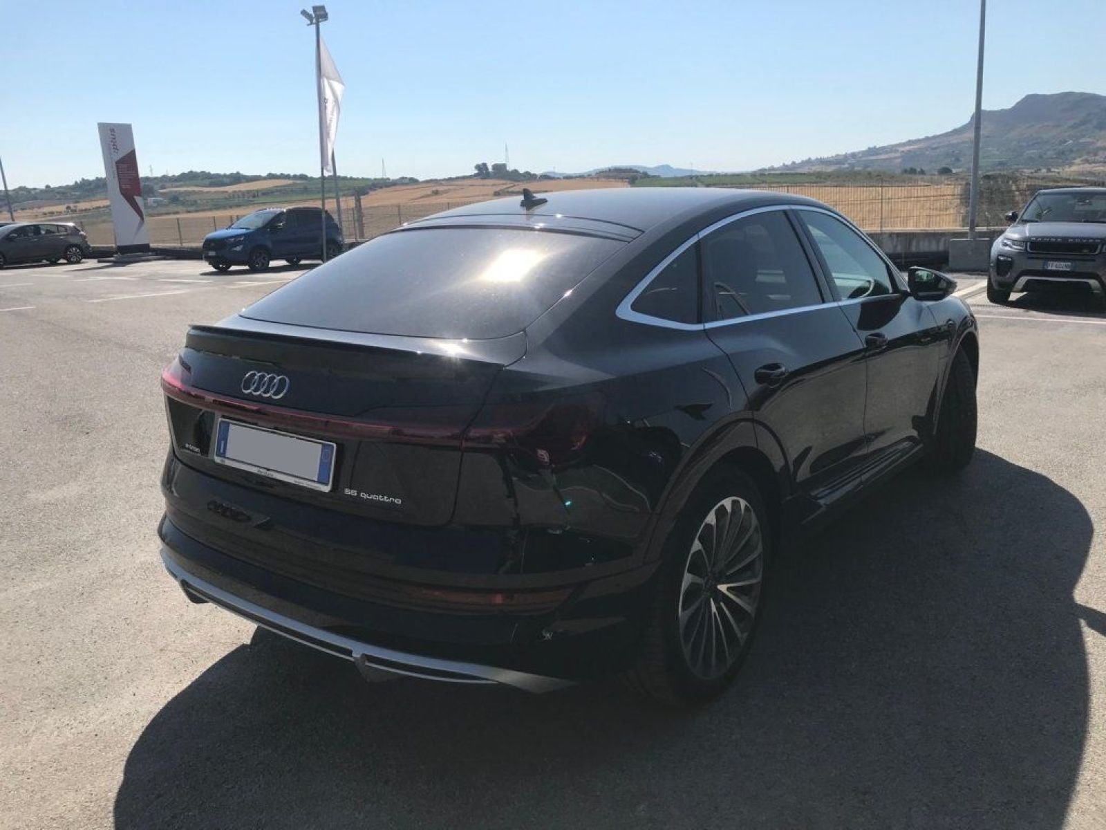 Audi E-Tron 55 - Electric - Automatic - 14 257 km