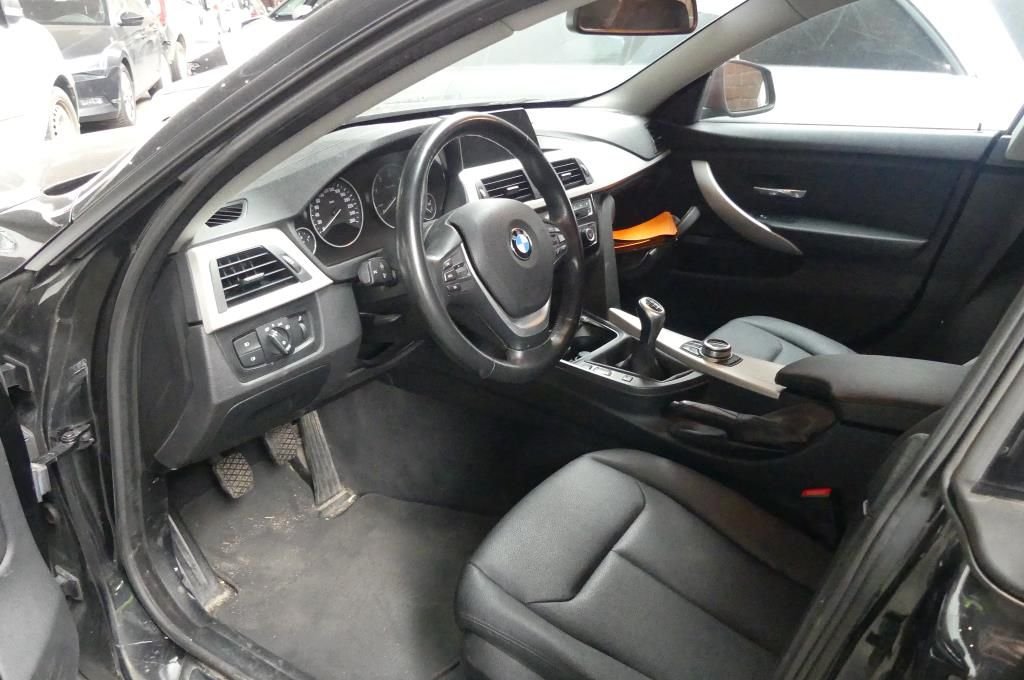 Bmw 4 Series 418d - Diesel - Manual - 225 574 km