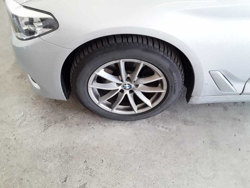 Bmw 5 Series 520 - Diesel - Manual - 80 826 km