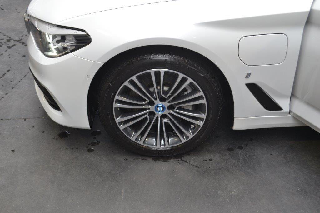 Bmw 5 Series 530e - Hybride - Automatic - 89 029 km