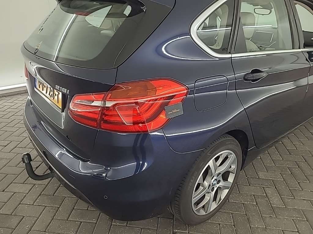 Bmw 2 Series 218i - Benzine - Automatic - 135 625 km