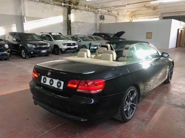 Bmw 3 Series 320d - Diesel - Automatic - 182 610 km