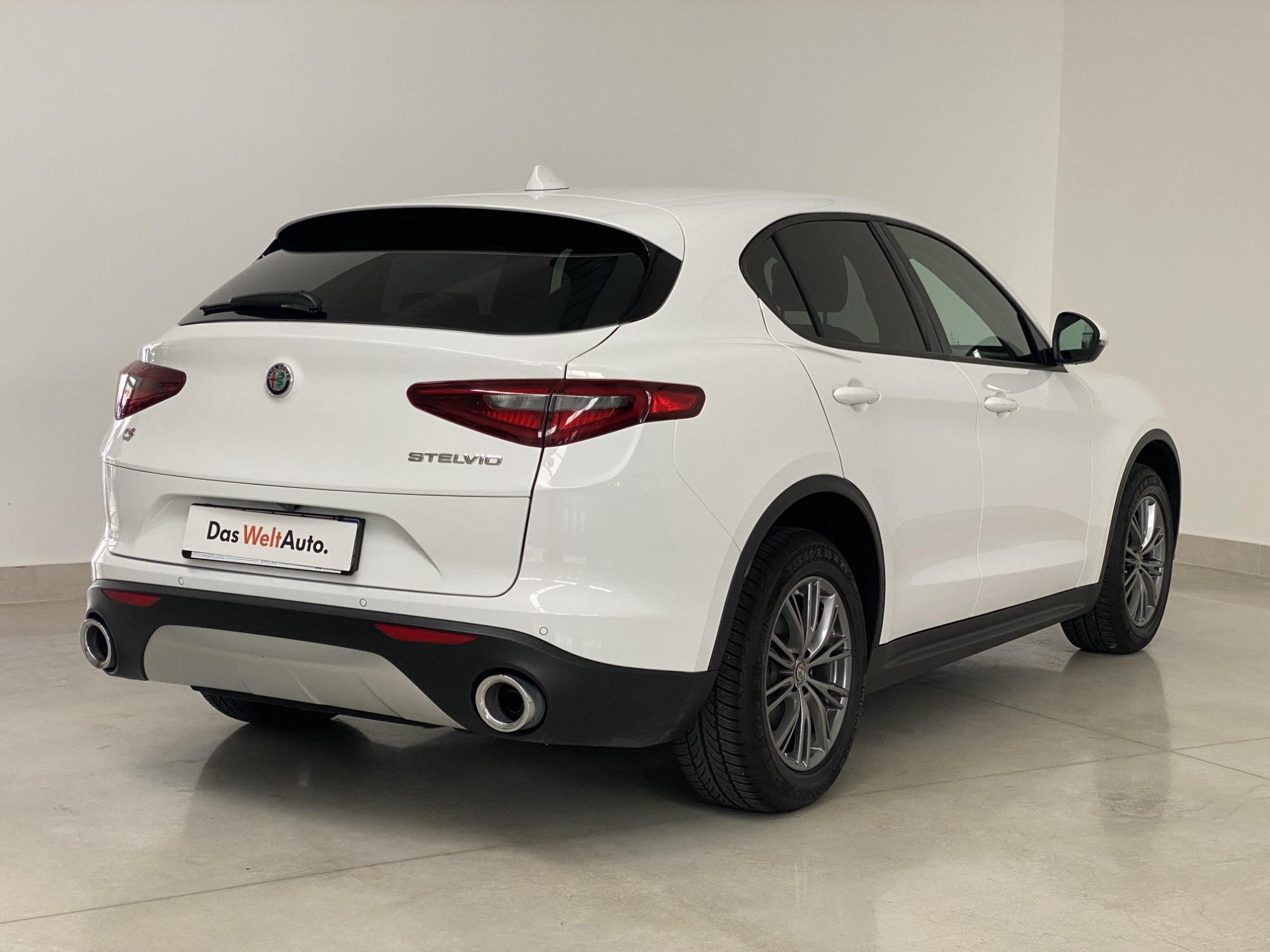 Alfa romeo Stelvio 2.2 - Diesel - Automatic - 70 682 km