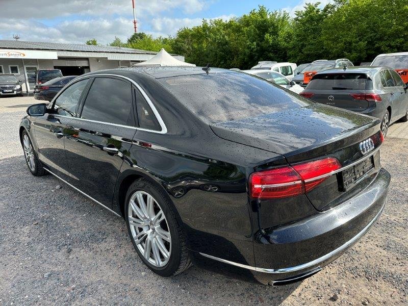 Audi A8 4.0 tfsi - Benzine - Automatic - 217 800 km