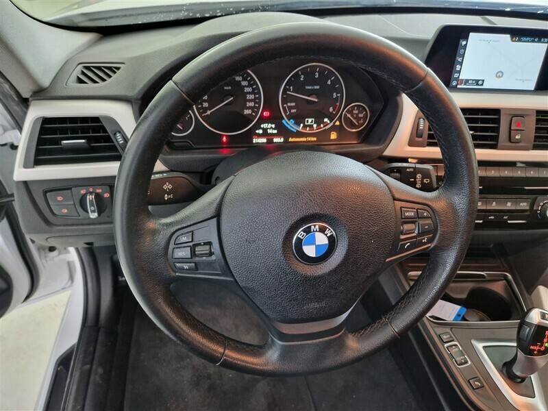 Bmw 3 Series 320d - Diesel - Automatic - 214 256 km