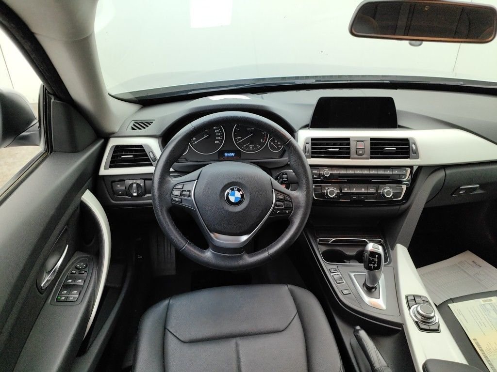 Bmw 3 Series 318d - Diesel - Automatic - 178 685 km