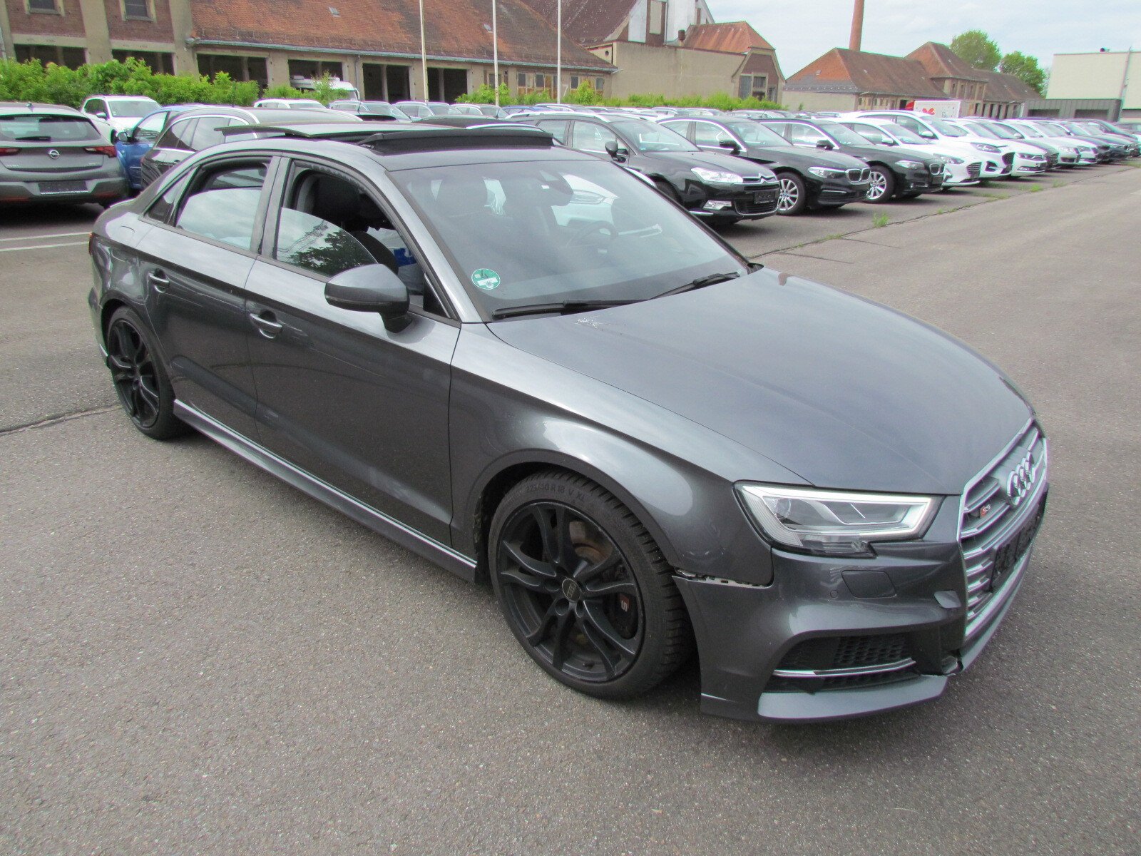 Audi A3 - - Benzine - Automatic - 72 494 km