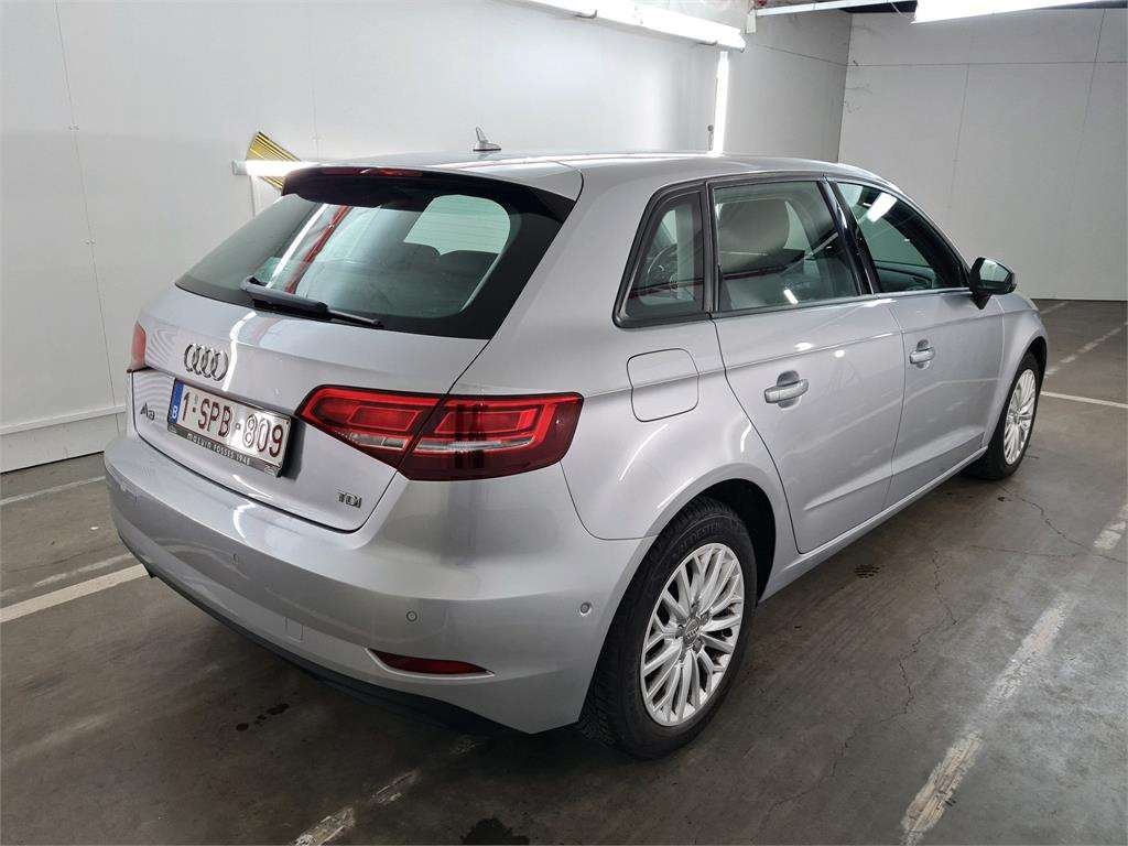 Audi A3 1.6 TDI - Diesel - Manual - 102 704 km