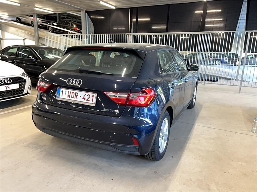 Audi A1 1.0 TFSI - Benzine - Manual - 88 383 km